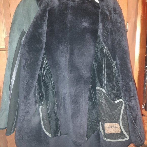 Coat - Picture 3 of 3